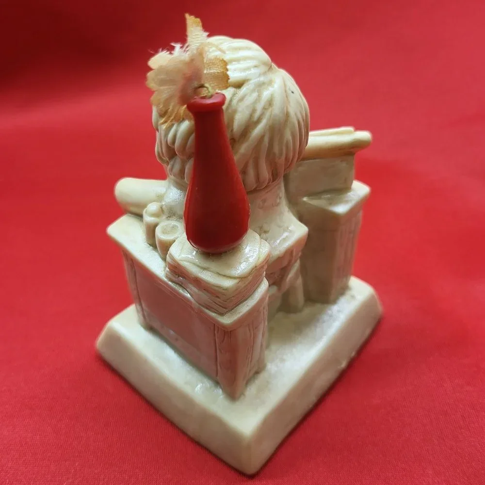 Vintage 1970 Russ Berries Statue There Must Be An Easier Way To Make A Living